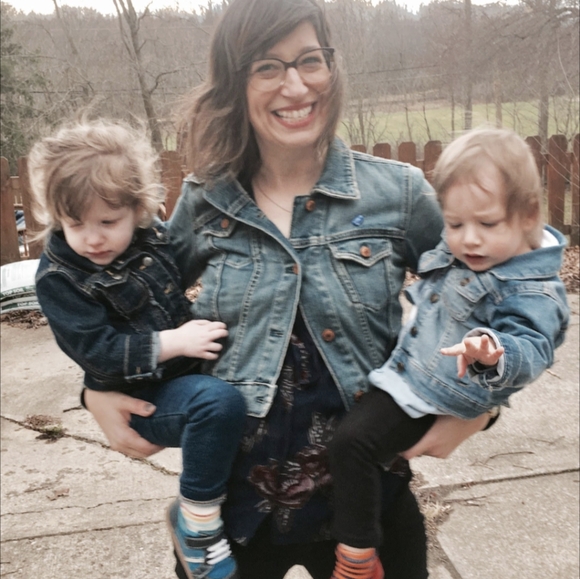 Meet your Posher, Lesley - Picture 3 of 3